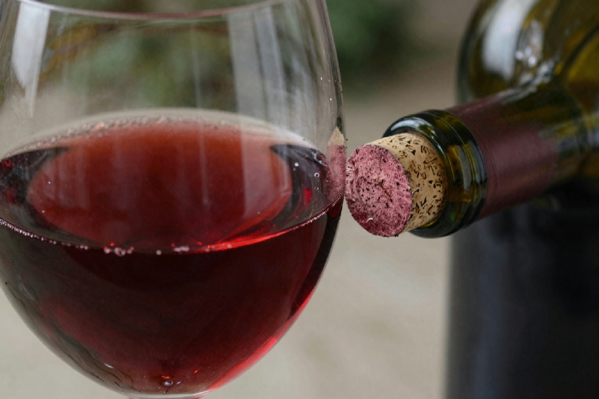 Quanto dura il vino aperto? Ecco le tempistiche per non sprecare un sorso